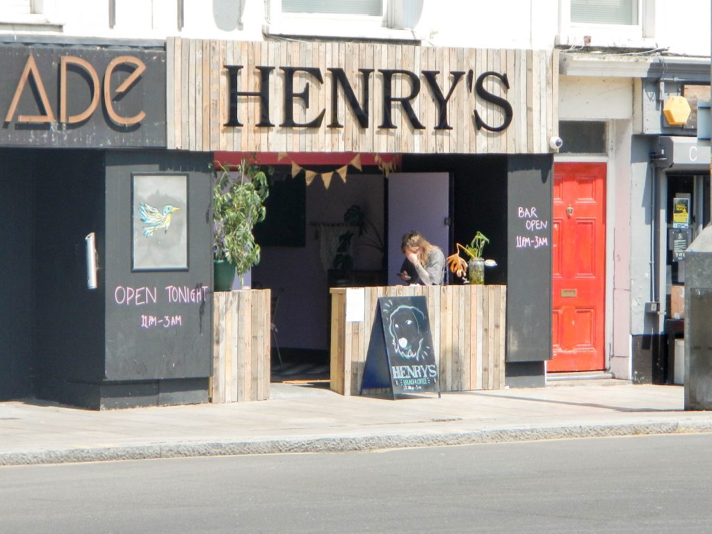 Henry's - Exmouth