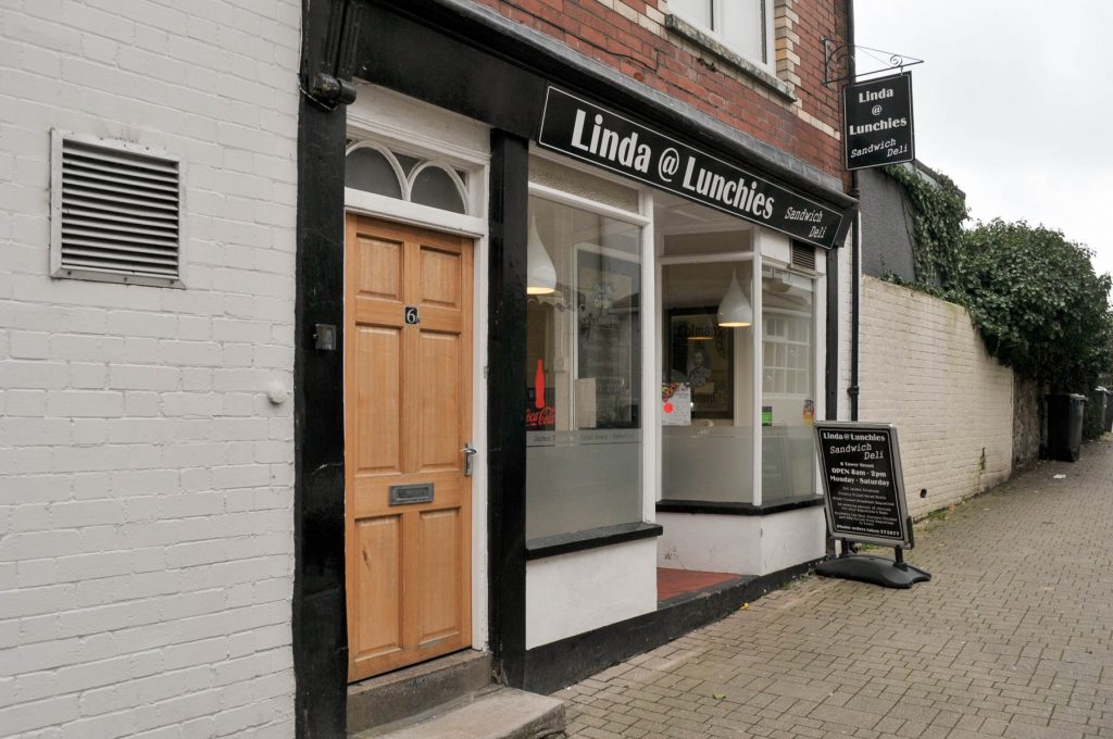 Linda @ Lunchies - Exmouth