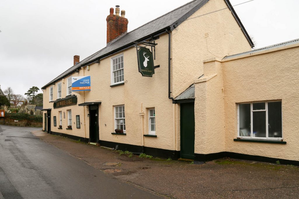 White Hart - Woodbury
